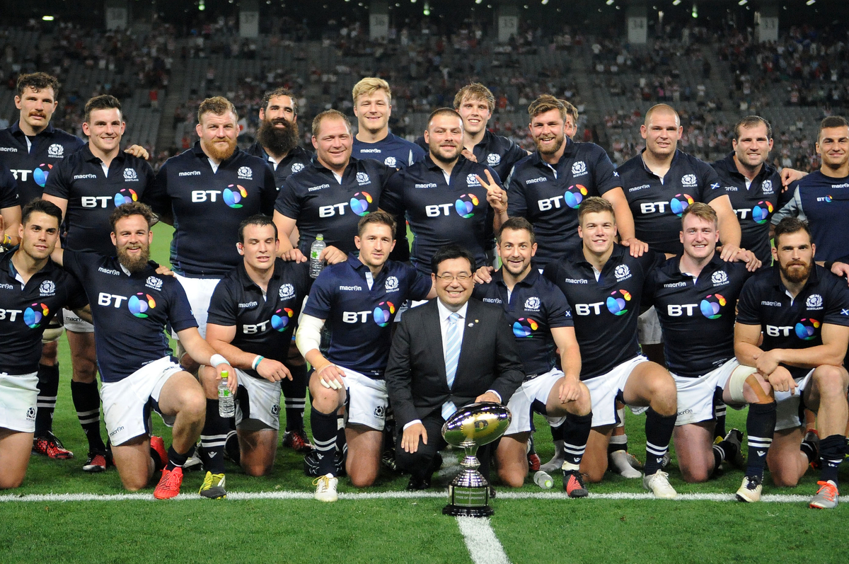Scotlan dplayers celebrate their series victory over Japan. Japan v Scotland, Ajinomoto Stadium, Tokyo, Japan, Saturday 25 June 2016. ***Please credit: David Gibson/Fotosport***